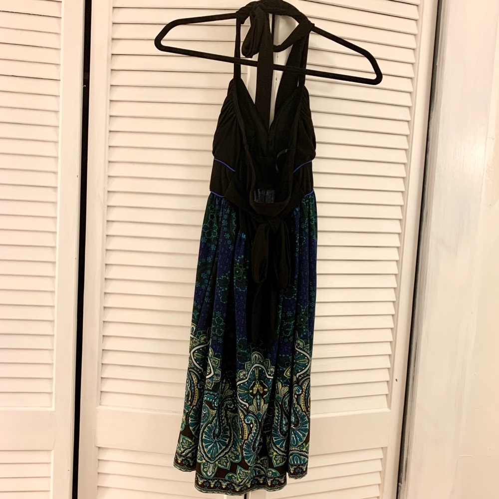 Dress - Picture 3 of 3